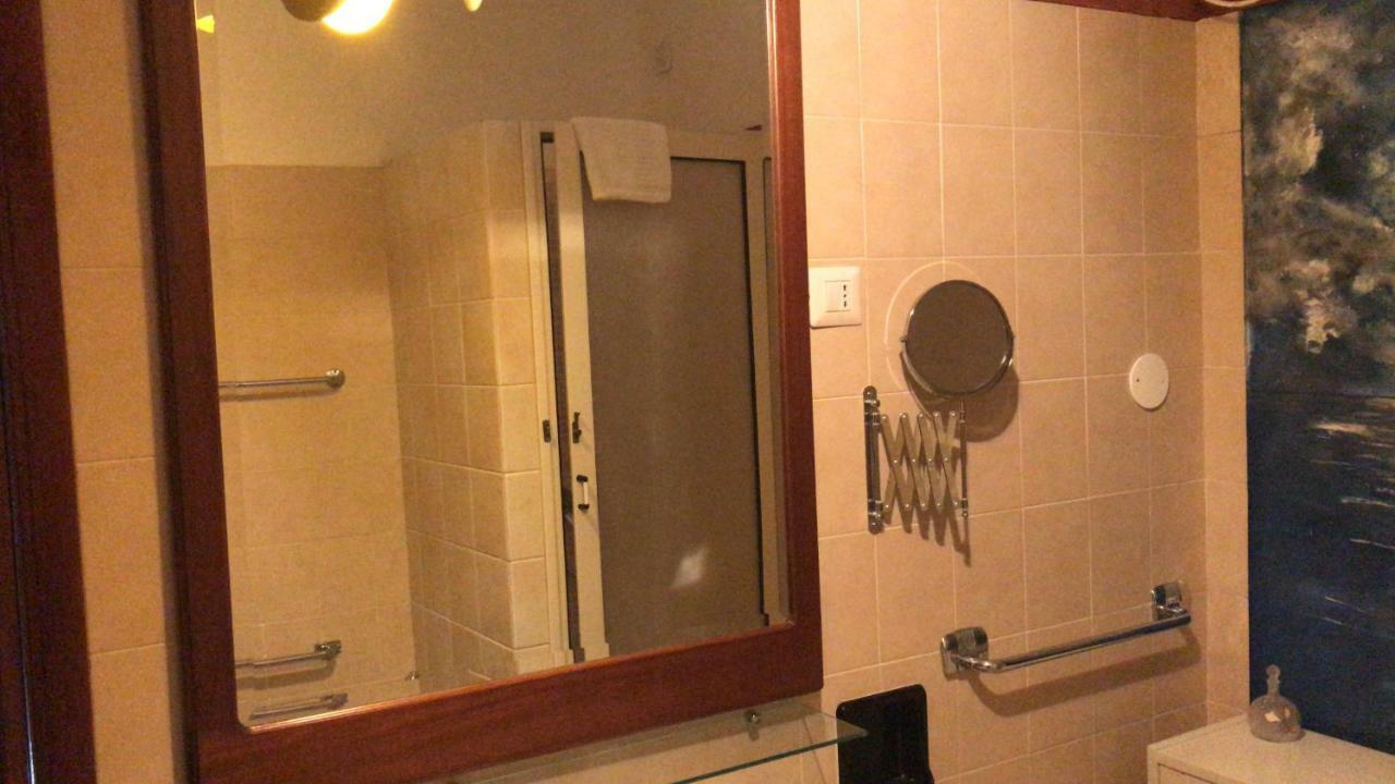 Viale Italia 41: I Migliori Anni Sassari Exterior foto